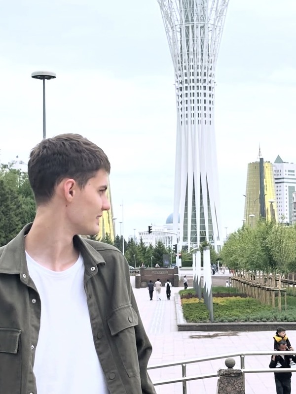 Специалист команды, фронтенд